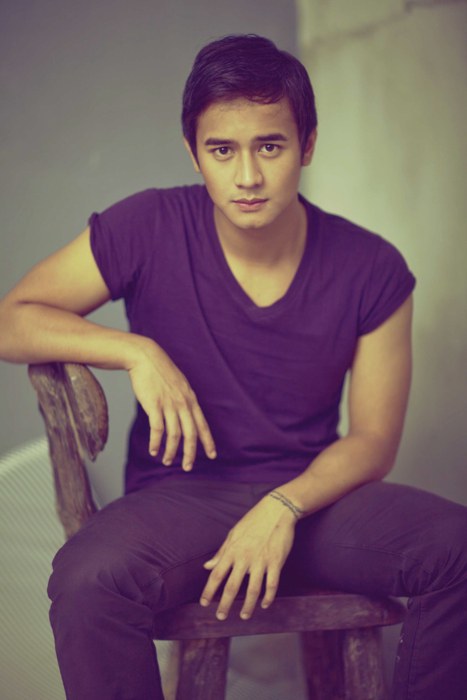 JM de Guzman(导演)